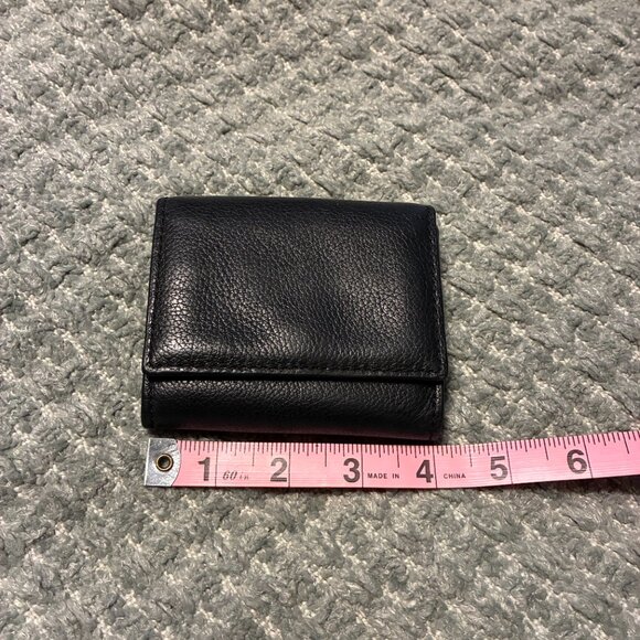 Fossil Brand Small Flap Wallet - Picture 5 of 5